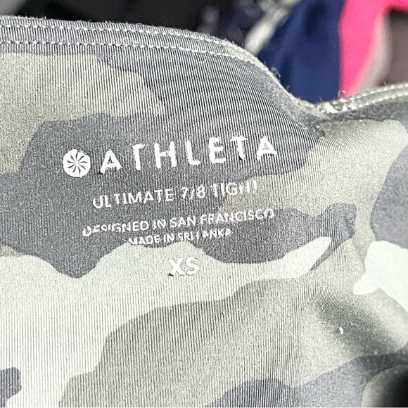 Athleta Ultimate 7/8 Tight Athletic Leggings Woman’s size XS camouflage green - Picture 6 of 8